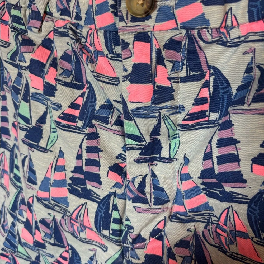 Vineyard Vines Men's Breaker Short - Sailboat Print - Vibrant and Colorful